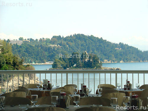 Oasis Hotel 8